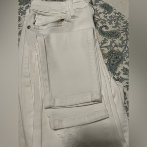 Judy Blue white distressed skinny jeans 9/29